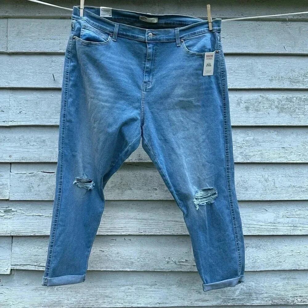 Signature By‎ Levi Womens Strauss Co. Heritage High Rise Straight Jeans